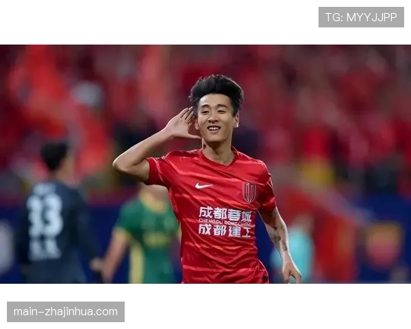 成都蓉城阵地进攻有章法 韦世豪突破传中成利器